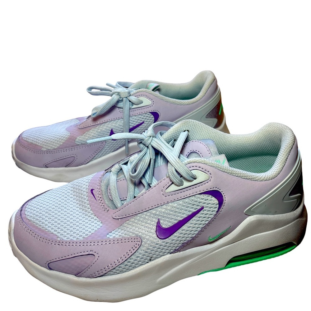 Nike Airmax Bolt Women's Lavender and White Sneakers Size 8 - Picture 2 of 6